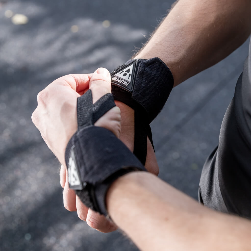 Wrist Wraps for Calisthenics and Strength Training - Stabilizing & Protective
